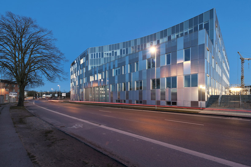 CEBRA HF VUC fyn education center designboom