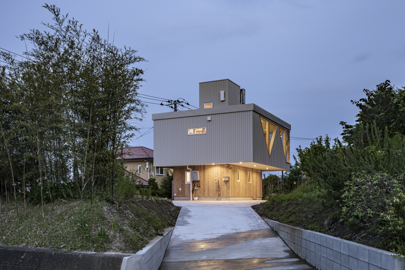 house for g