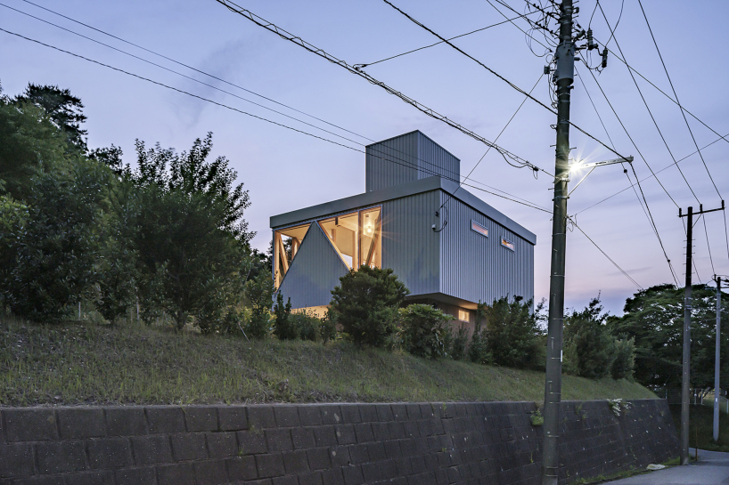 house for g
