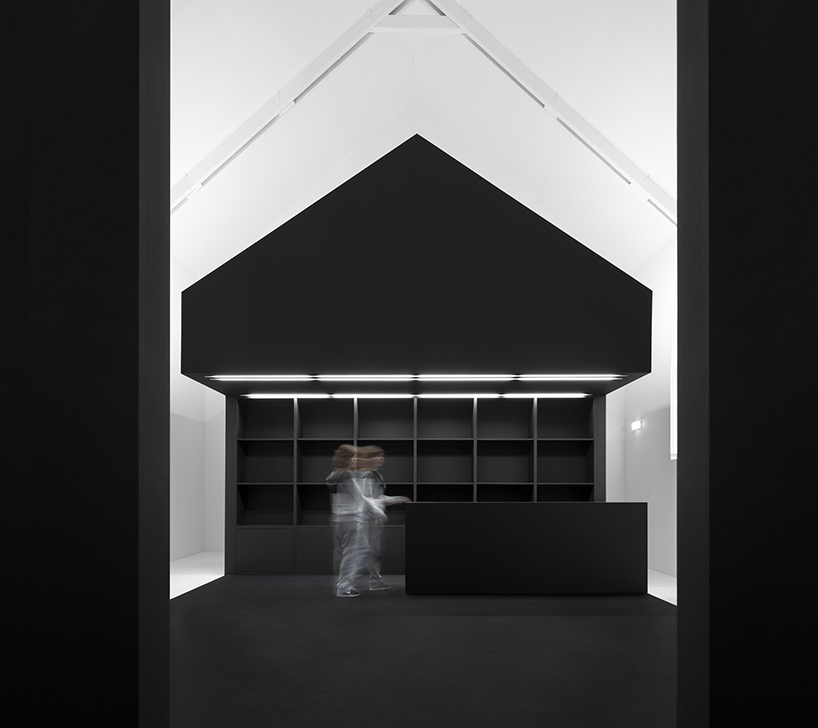 spaceworkers: centro de informacao do romanico