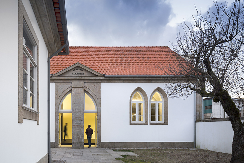 spaceworkers: centro de informacao do romanico