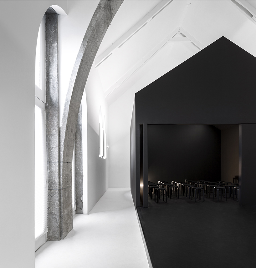 spaceworkers: centro de informacao do romanico