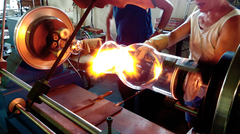 giorgio bonaguro medusa fruit bowl designboom giorgio bonaguro medusa fruit bowl designboom