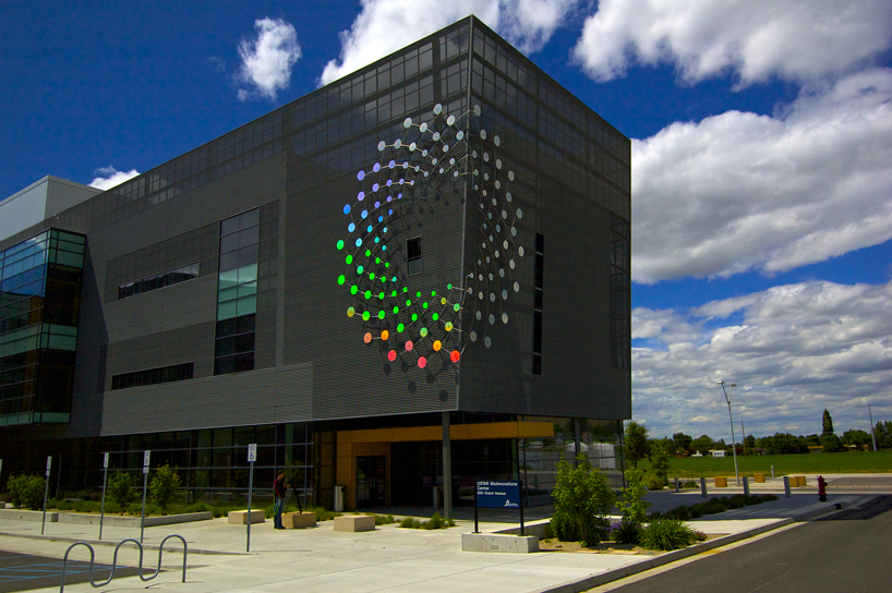split spiral facade installation by ray king
