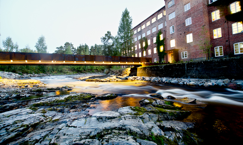 CTRL+N connects past and present with corten steel pedestrian bridge