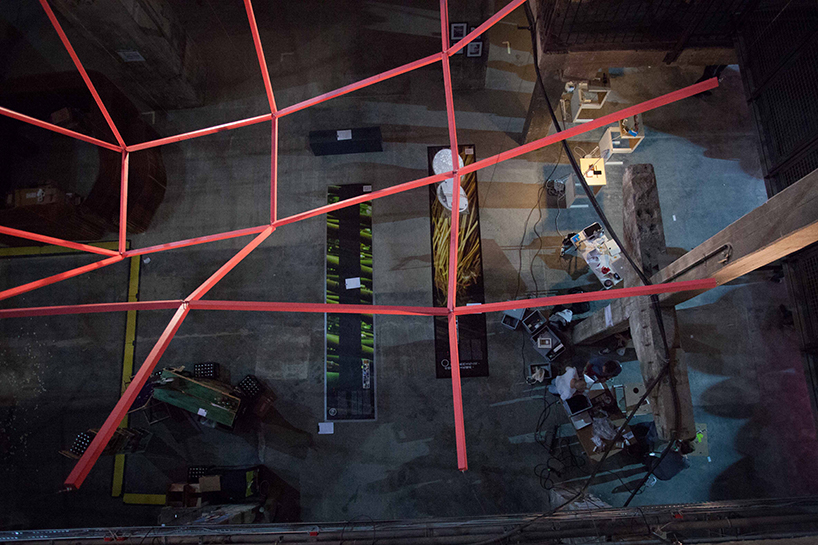 ungrid installation by FAHR 021.3 and simon kassner at DMY berlin 2015