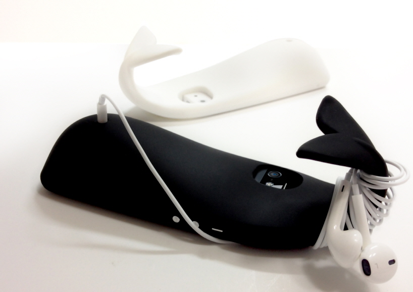 whale earphone winder case by leese design