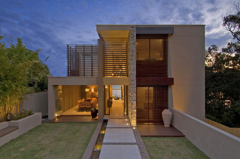 A house by bruce stafford architects