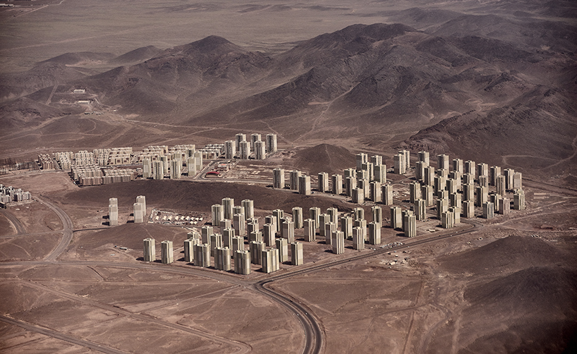 Η έντονη εξέλιξη της ερήμου του Ιράν καταγράφεται από τον manuel alvarez diestro designboom