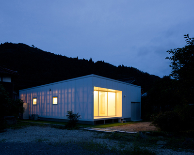 semi translucent tent house by keiko maita architect office