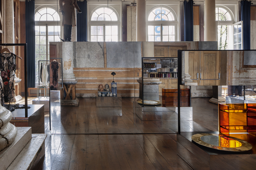 i29 materializes retail store for frame publishers in amsterdam