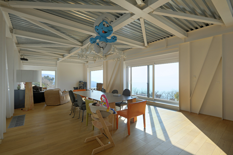 nest and cave house by idis turato