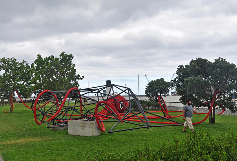 vernie giant squid sound installation by moradavaga