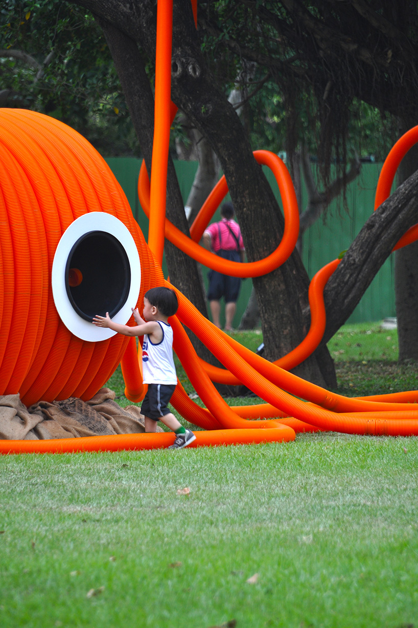 kraki the giant squid sprawls its lengthy tentacles at the 2017 taipei public arts festival