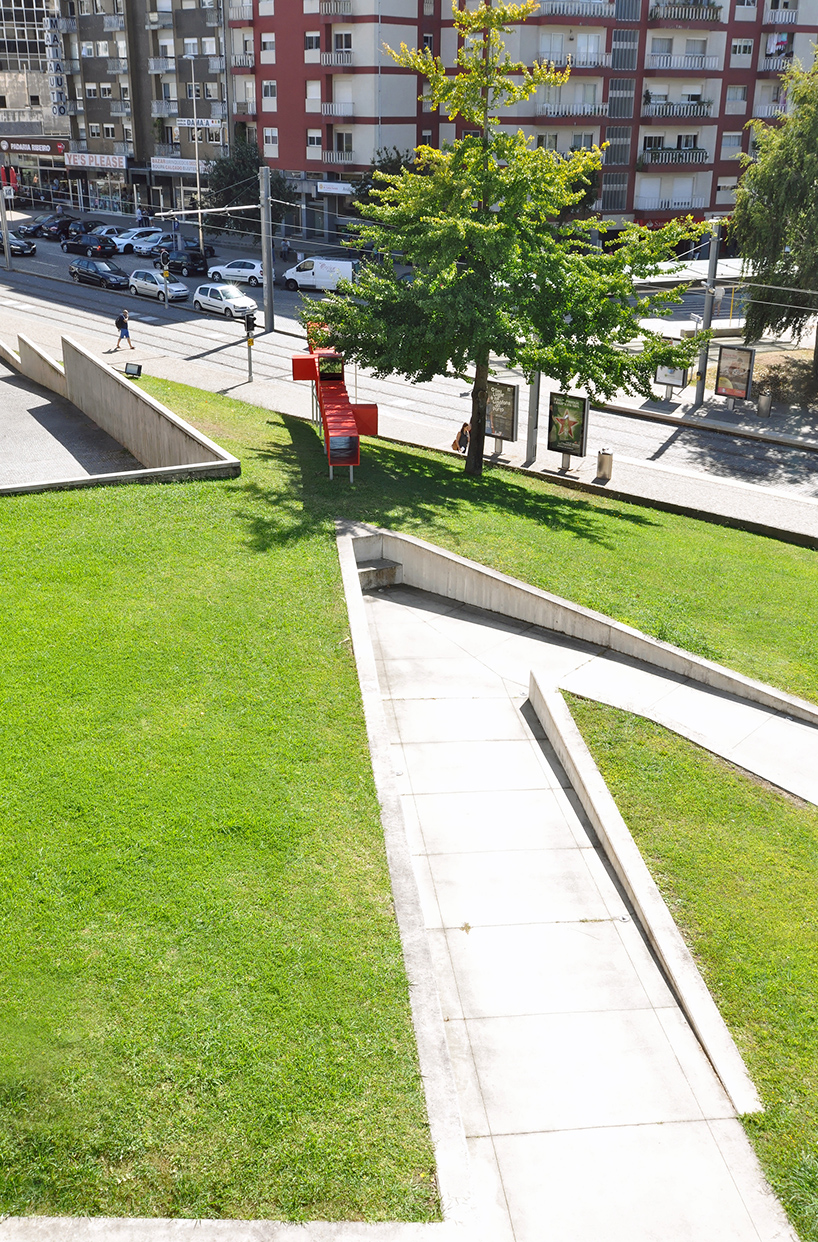 moradavaga designs periscope-like installation for bienal de arte contemporânea da maia