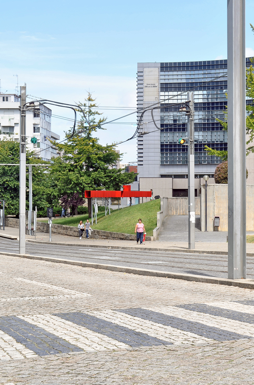 moradavaga designs periscope-like installation for bienal de arte contemporânea da maia