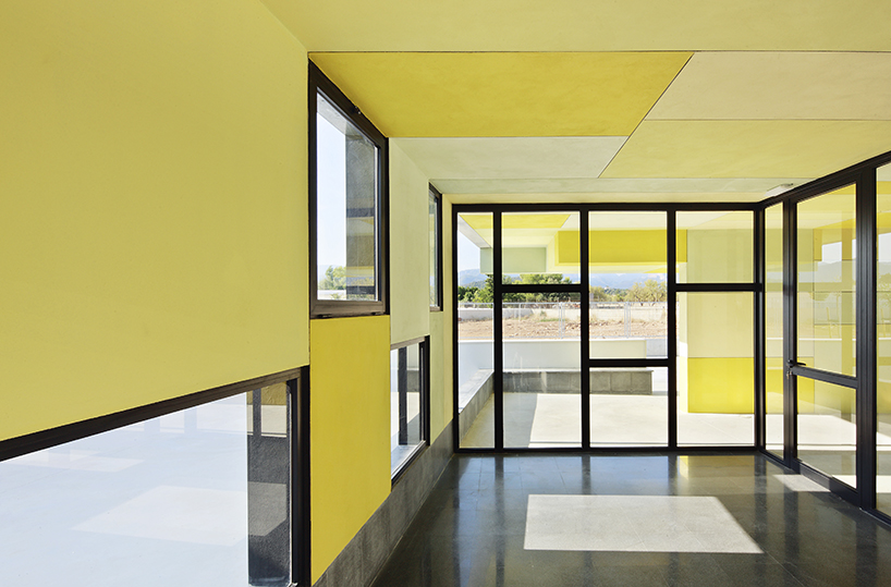 bartomeu ordines primary school and kindergarten by ripolltizon, spain 