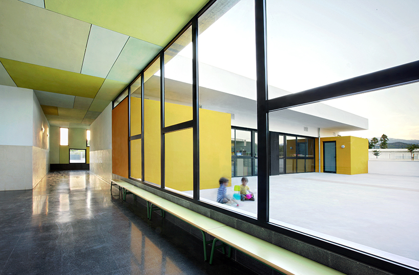bartomeu ordines primary school and kindergarten by ripolltizon, spain 