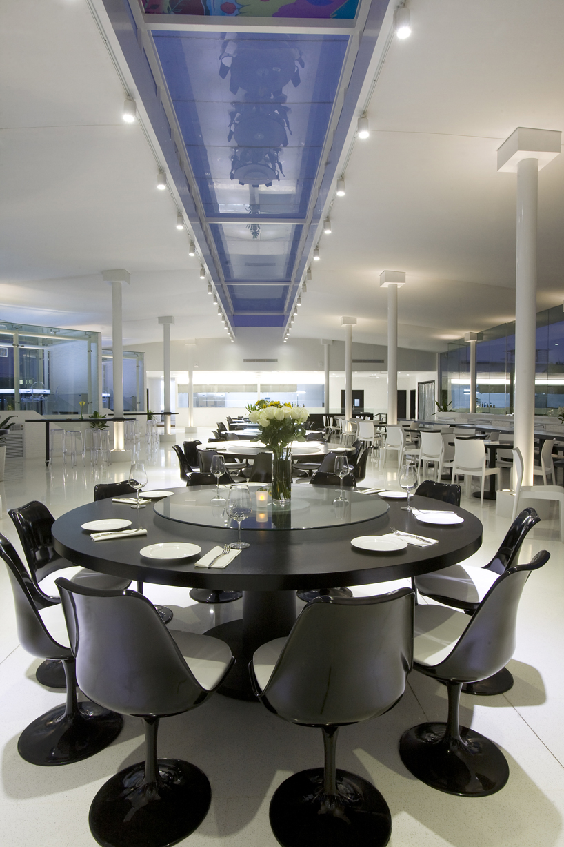 sky on the fifth fine dining restaurant in guangzhou by clifton leung design 