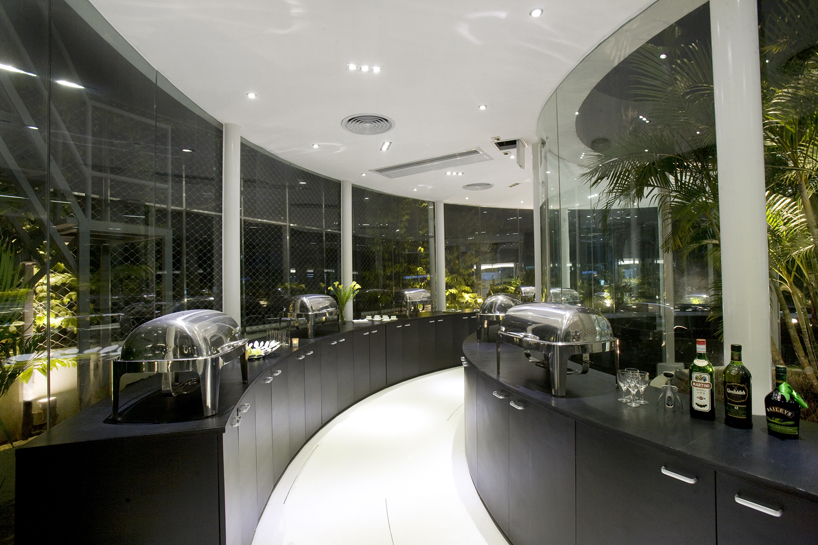 sky on the fifth fine dining restaurant in guangzhou by clifton leung design 