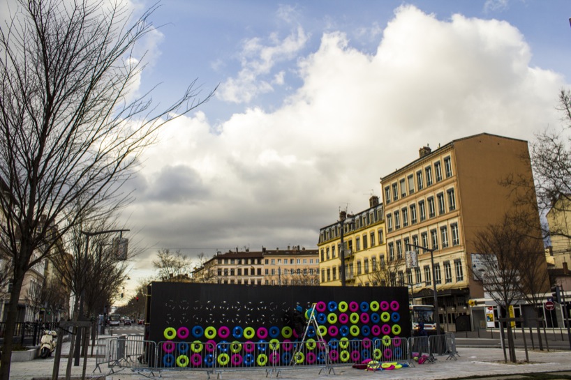floating lights in fete des lumieres by travesias de luz