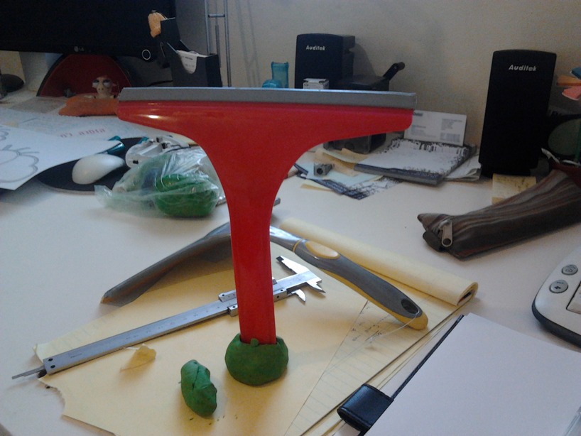 avihai shurin forms splash squeegee into whale's tail for monkey business