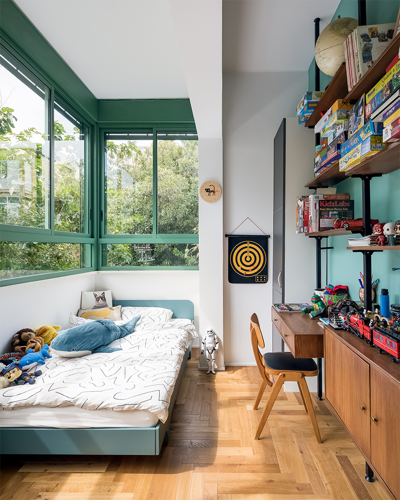 tel aviv library apartment 10