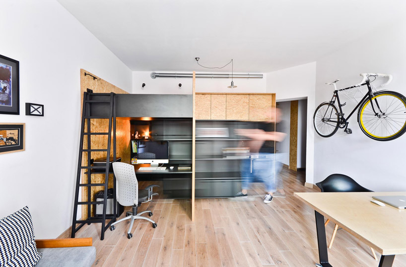 mode:lina creates a surprisingly spacious micro-studio in poland - 1