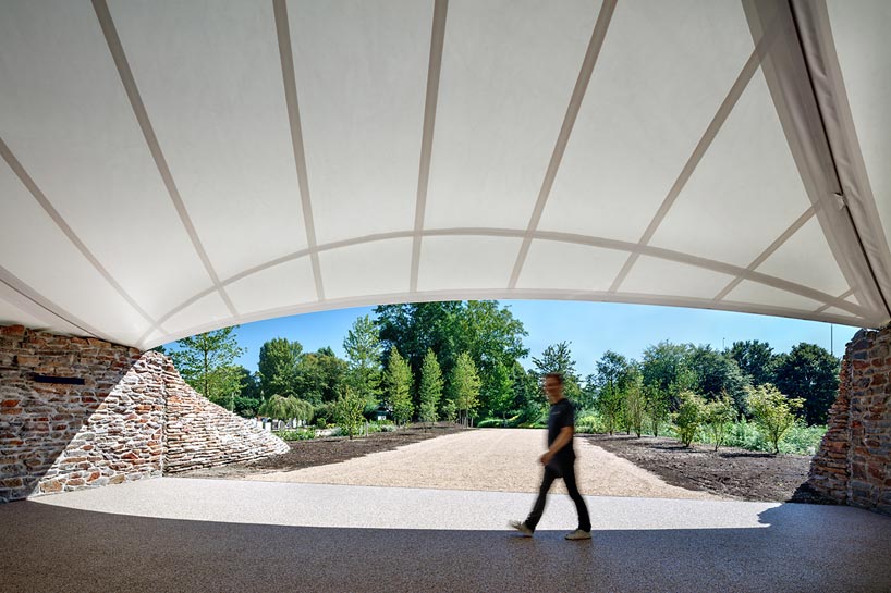 GROUP A crematorion, a crematorium in zorgvlied, amsterdam designboom