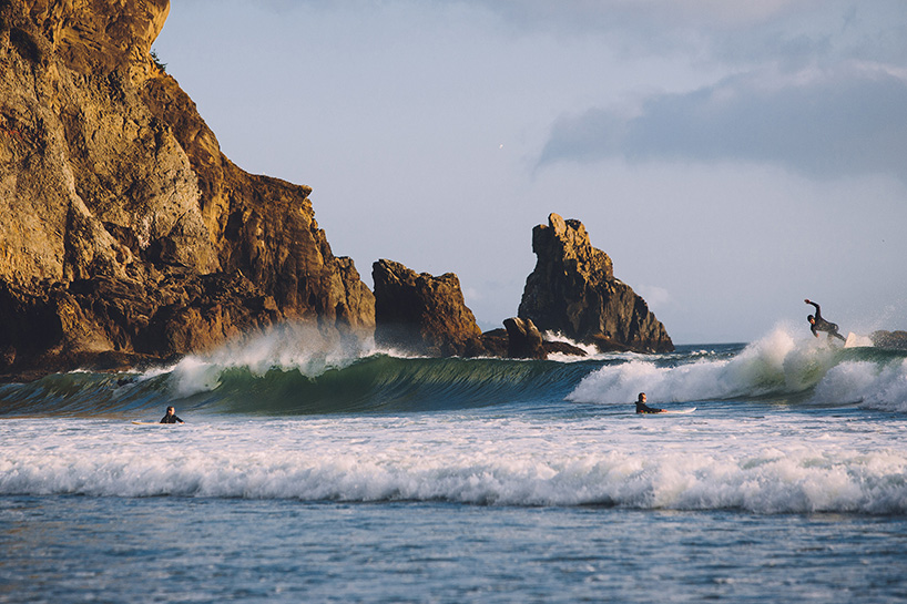 instrument labs captures the oregon coast with an interactive journal