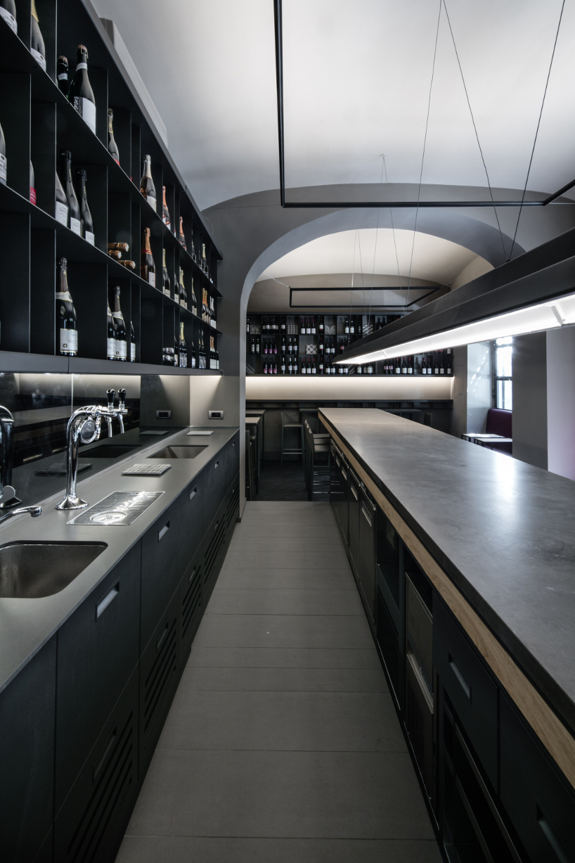 insula studio completes 'la petrilleria' - an intimate italian bistro in rome - 1