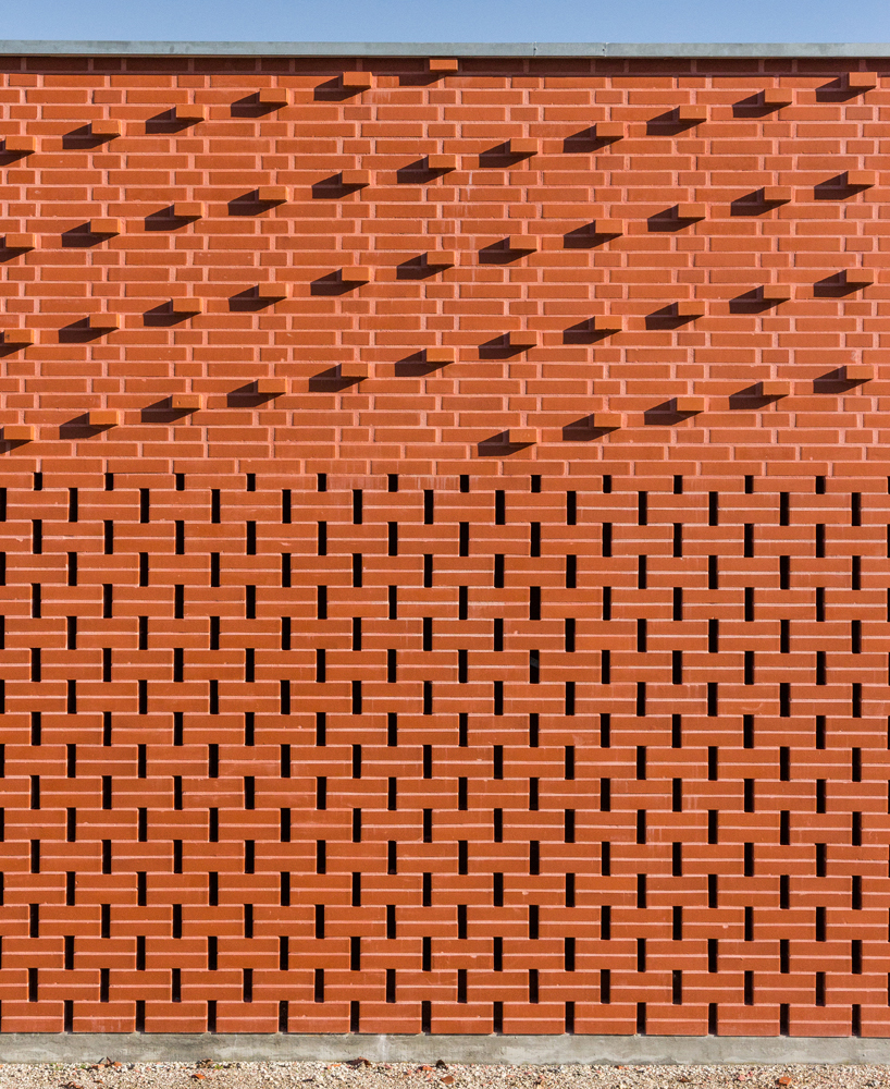 saavedrarquitectura builds brick clad school house in guimar&atilde;es