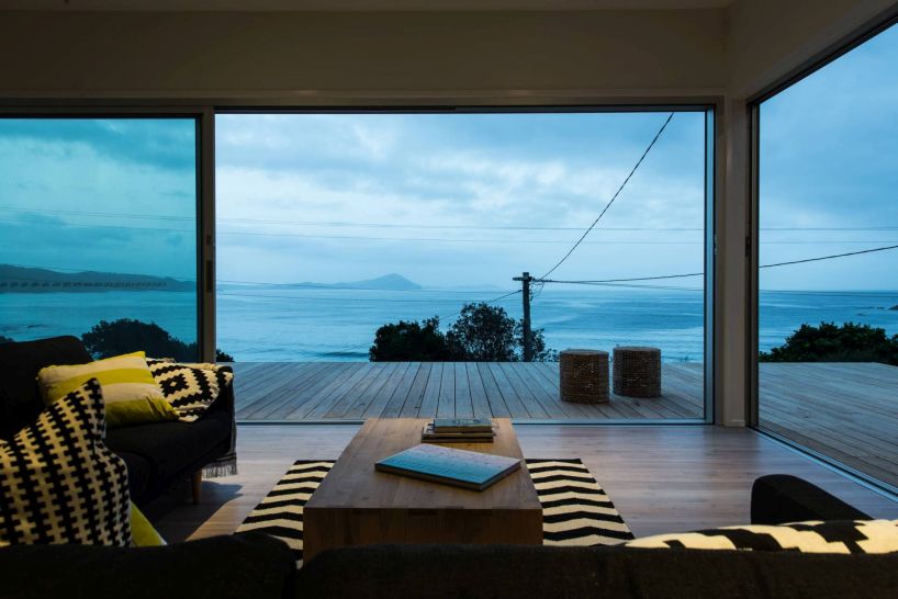 bourne + blue architecture builds seal rocks house 9 on australian coast