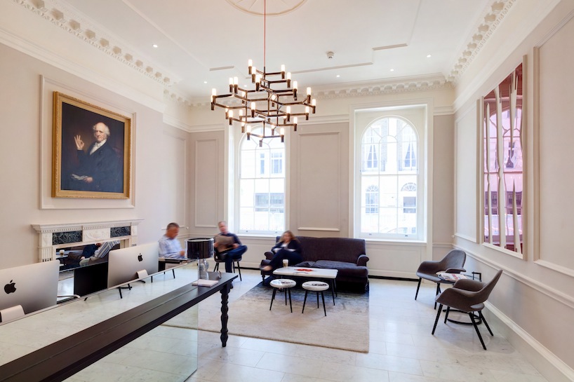 the office group's central london presidential office by acrylicize
