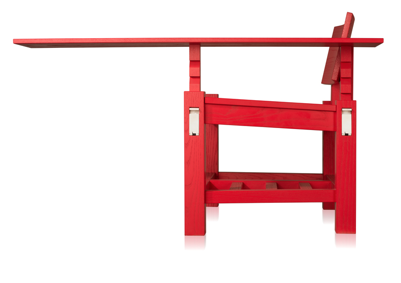 tattoo chair by cookie bros.