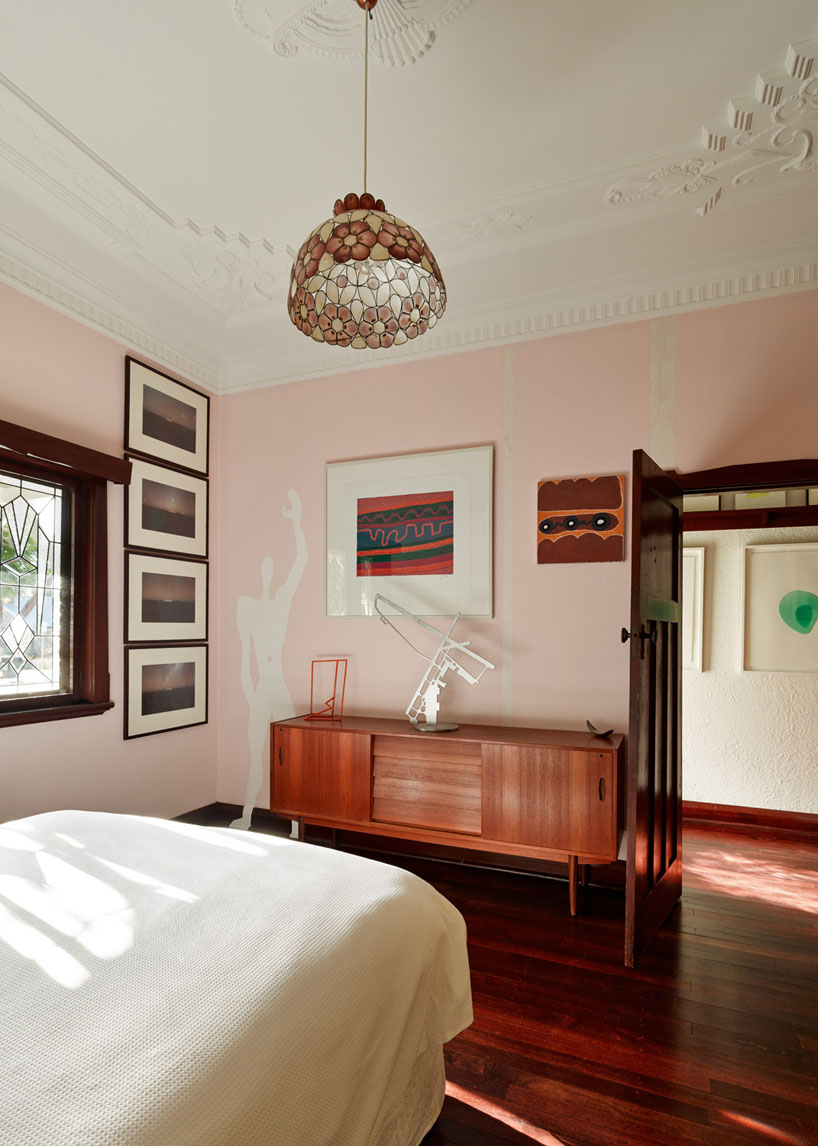 caroline di costa + iredale pedersen hook architects renovate casa31_4 in perth 