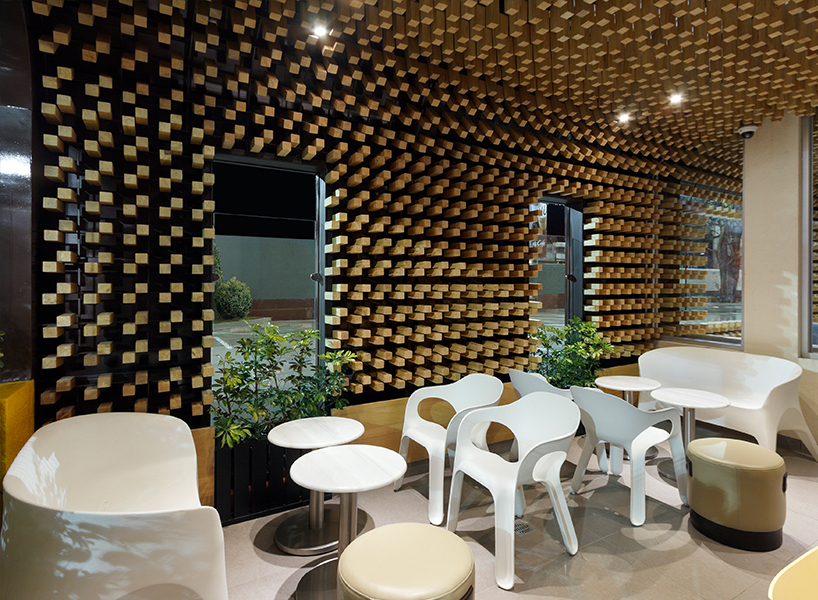 mccafe in el zapote, guatemala by solis colomer arquitectos
