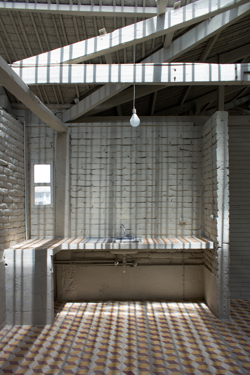 home-turned-stable reframes ideas about weathering 