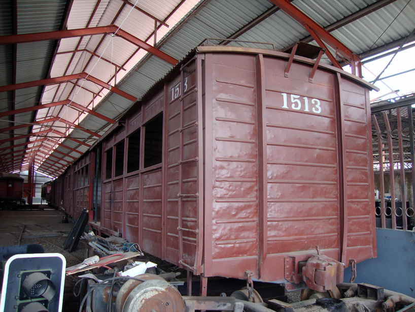 al borde transforms rail cart into cultural knowledge train