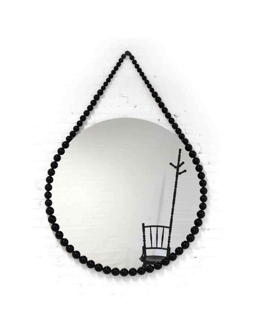 suspended bead mirror by vroonland en vaandrager