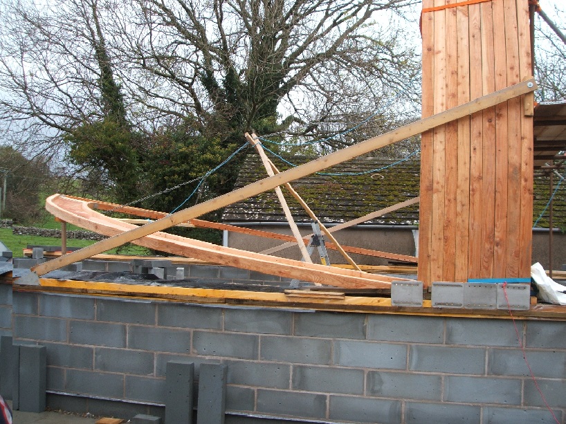 brian waite breaks childhood prejudices with his self-built straw home