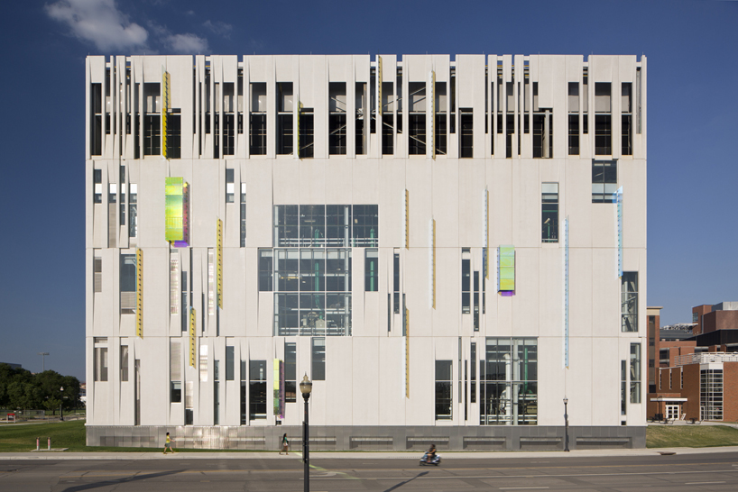 r_b arc designs modular water chiller plant at OSU