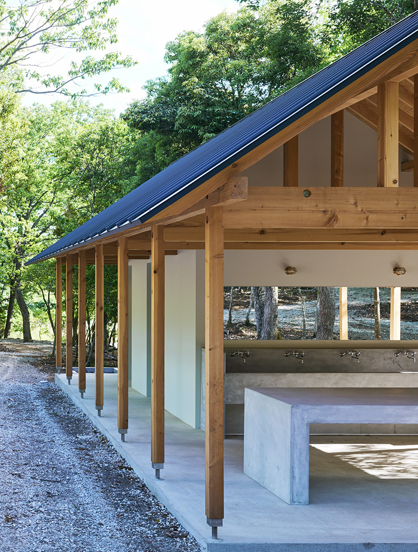 mori no terrace designs a cooking and restroom space for osaka's 10,000 sqm campground