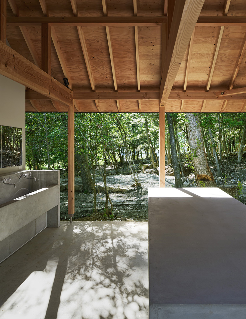 mori no terrace designs a cooking and restroom space for osaka's 10,000 sqm campground