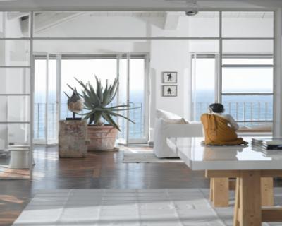 alex meitlis overhauls the kastiel's penthouse in jaffa, israel