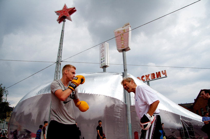 plastique fantastique's inflatable aeropolis community center
