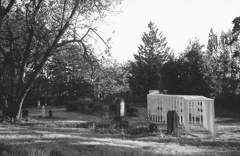 thresholds cemetery sculpture by frances nelson + bradly gunn