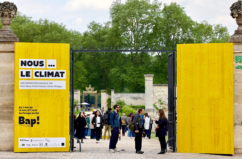 studio 5•5 stretches linear table through versailles' gardens as open dialogue on climate