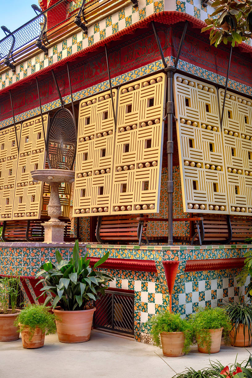 david-cardelus-antoni-gaudi-casa-vicens-architectural-photography-06-07-2019-designboom