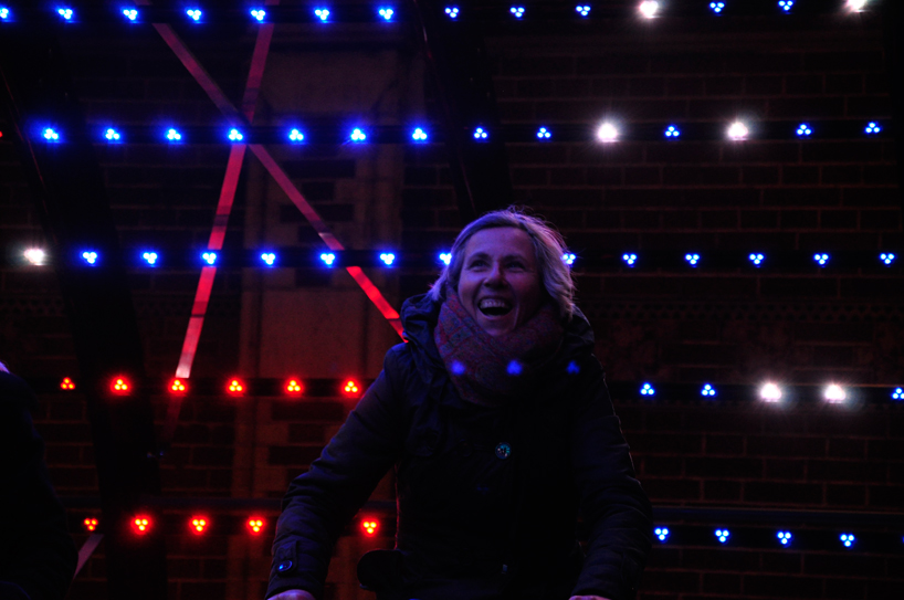 VVM illuminates rijksmuseum passage with bicycle lightbattle